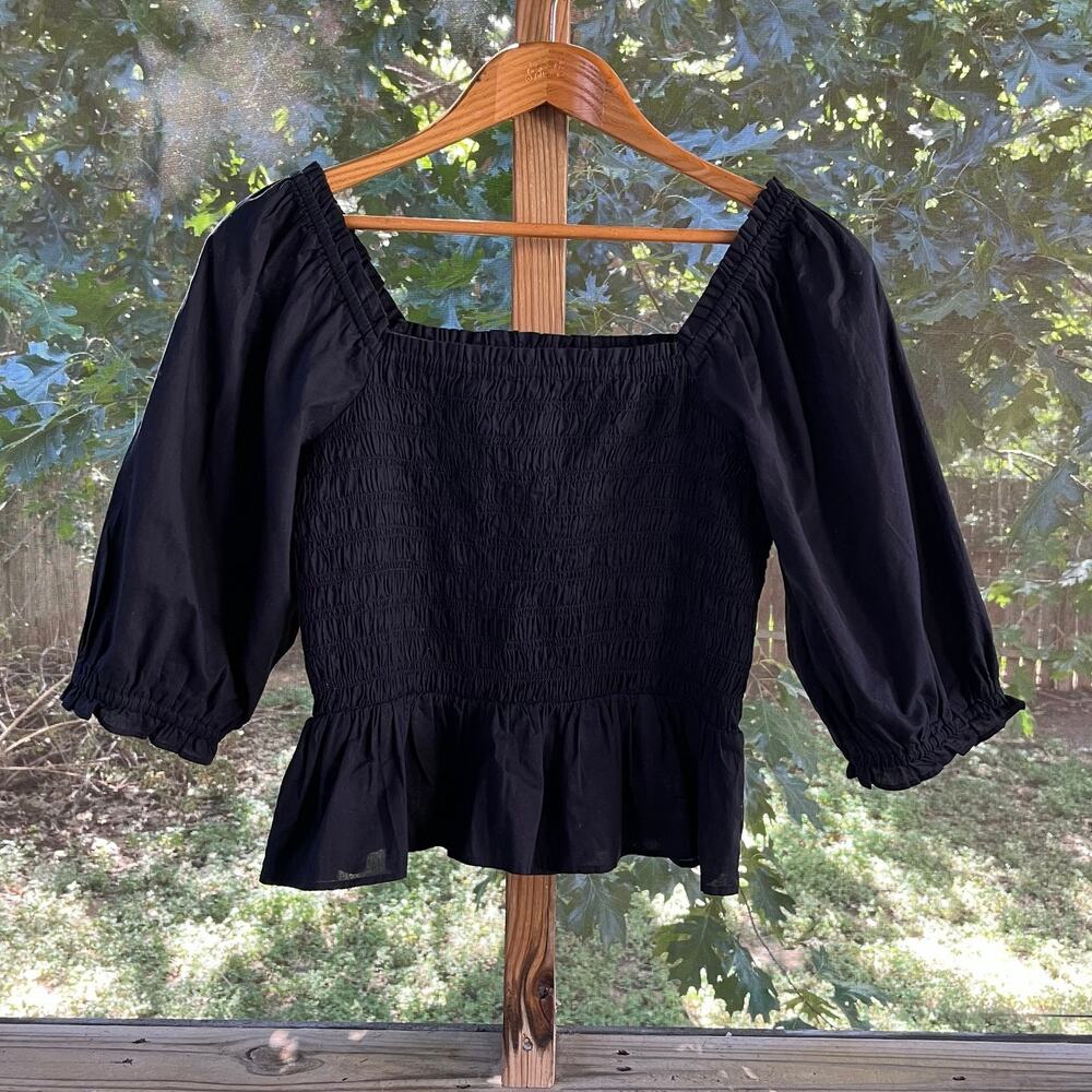 LOFT Women's Black Smocked Front Puff Sleeve Top Size XS. NEW!